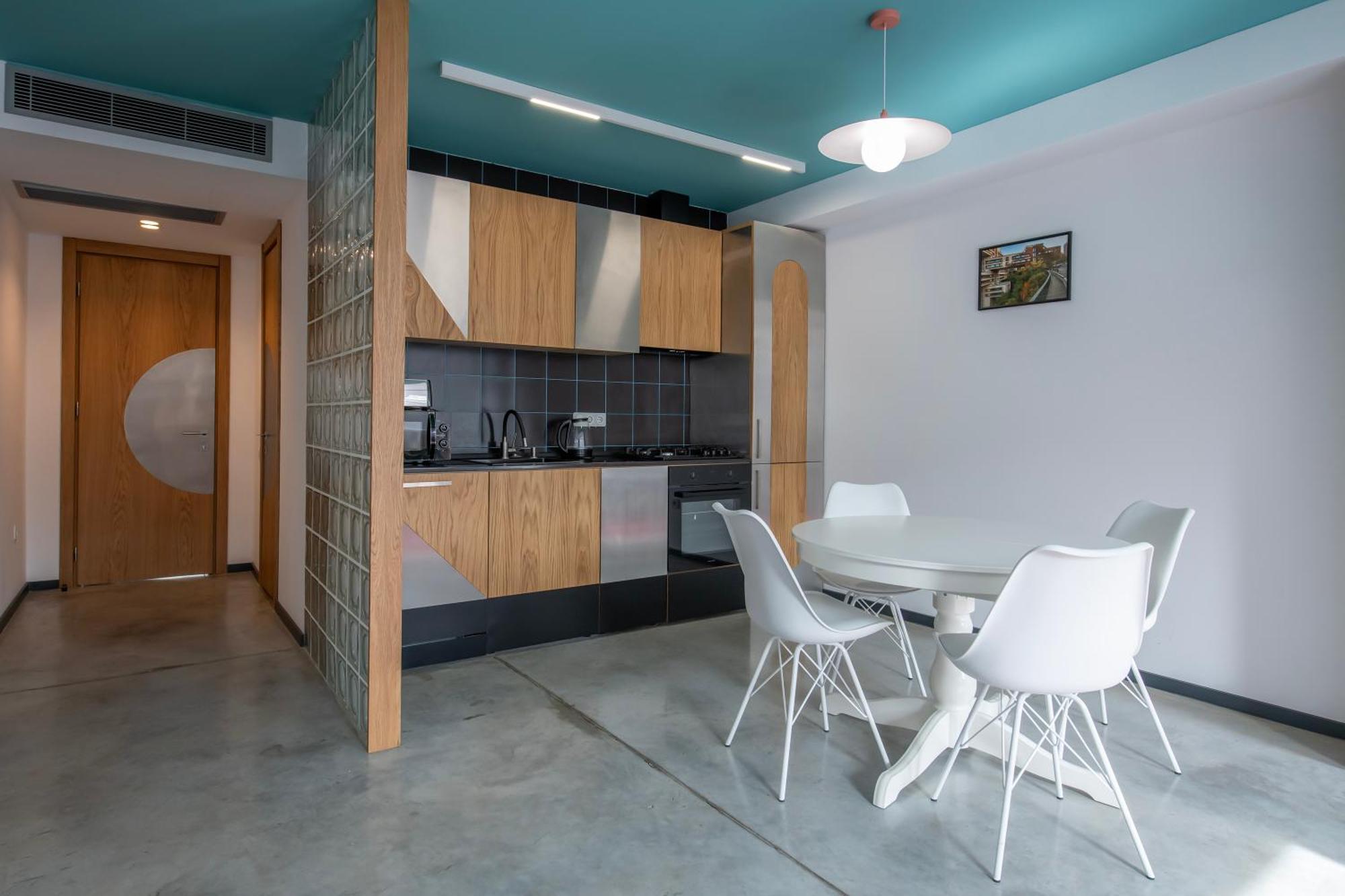 Serviced Designed Apartments By Urban Hotels 17 Tbilisi Buitenkant foto