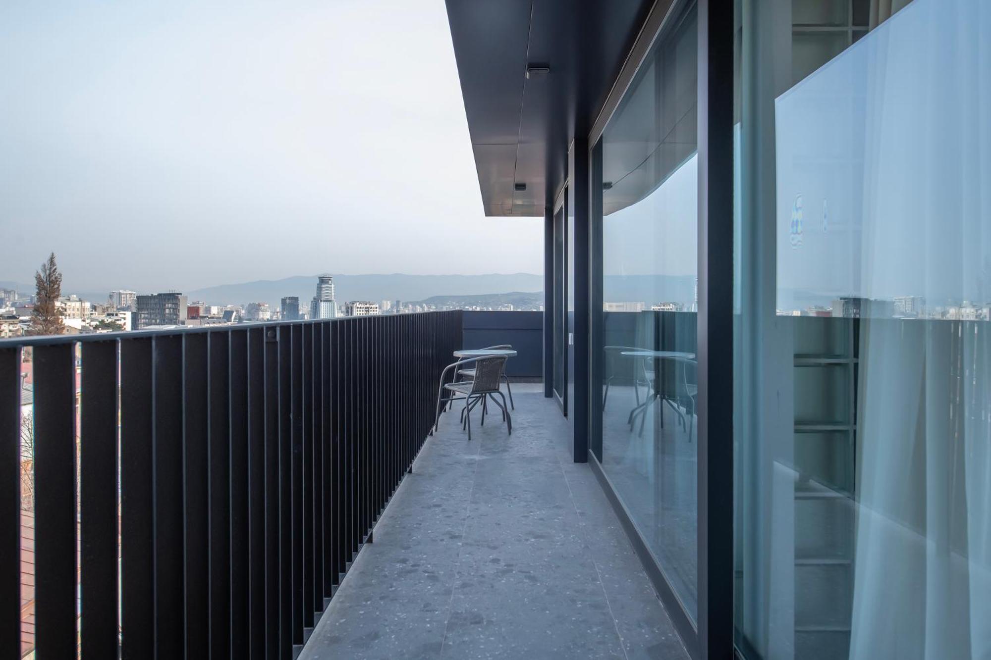 Serviced Designed Apartments By Urban Hotels 17 Tbilisi Buitenkant foto